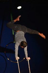 artiste de cirque photographe spectacles en intérieur